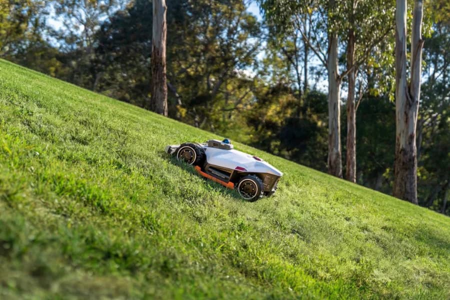 4x4 Robot Mowers: The Ultimate Guide for Slopes and Sandy Terrain